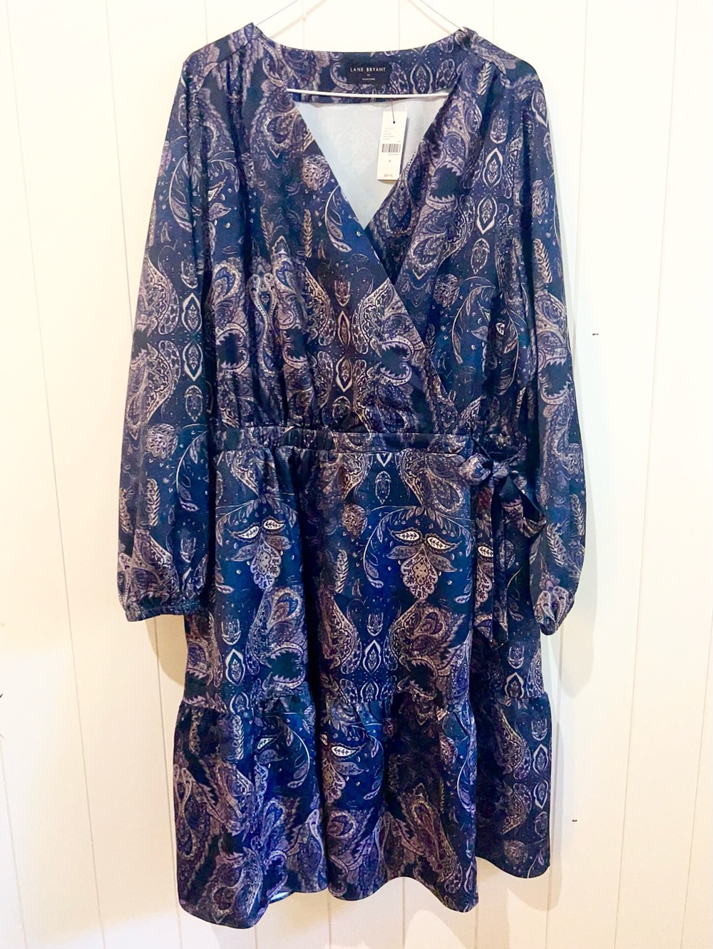 Lane Bryant NWT Paisley Dress  Midi Faux Wrap pockets  Peblum hem V-Neck Size 18